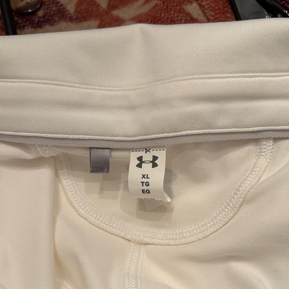 Under Armour Polo Shirt and Pants matching set - Picture 10 of 10